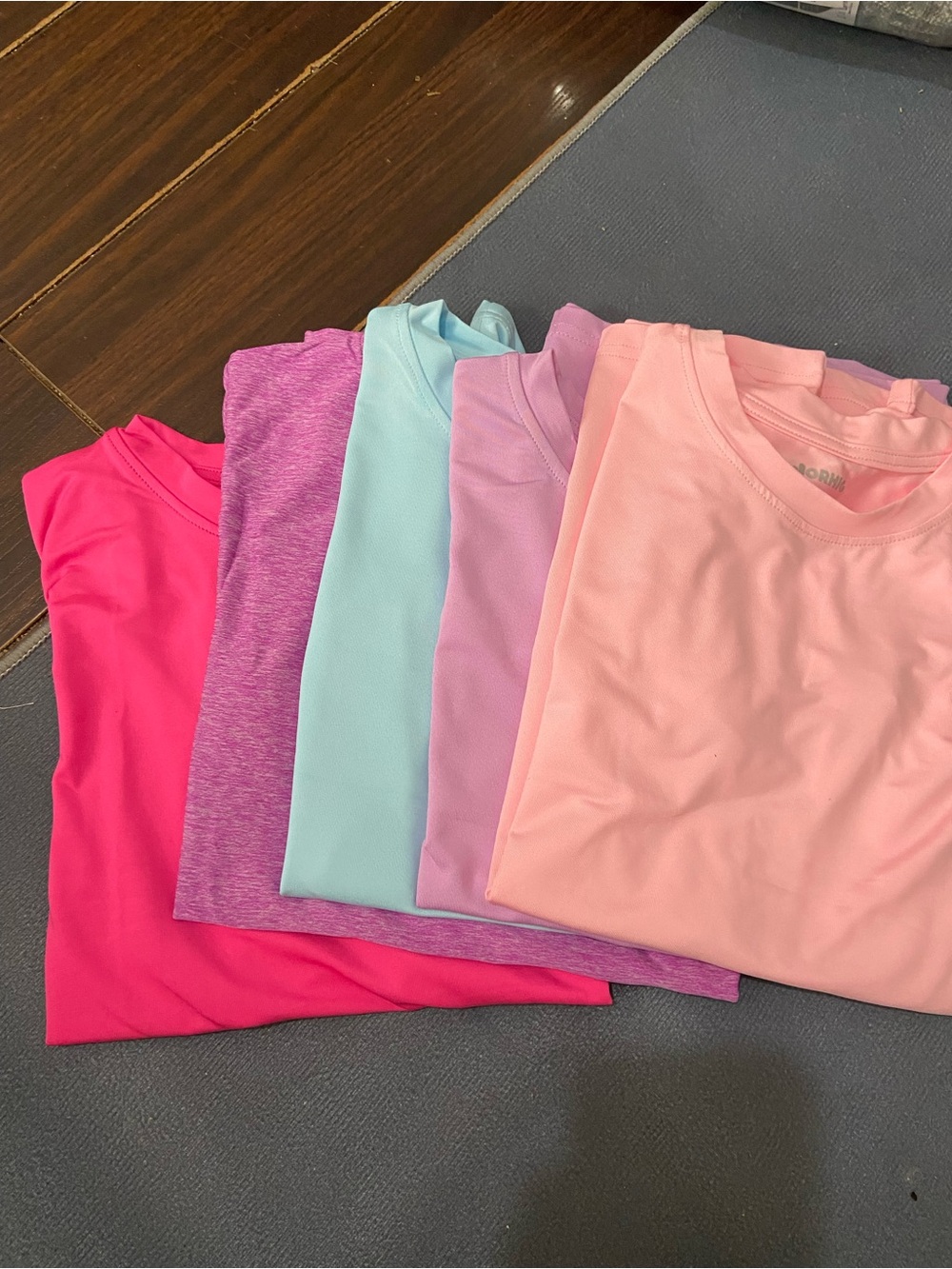 jorhig girls tee 5 Packs 10-12 Y